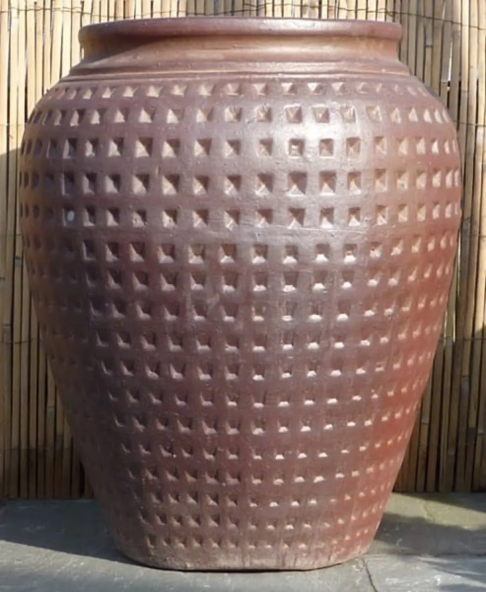 Dimpled Lattice Terracotta Jar